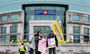 Canada Post Presents Union With ‘Framework’ to Reach Deal as Strike Continues